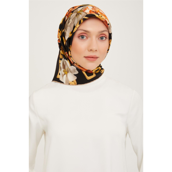 Armine Sura İpek Eşarp 23Ka9034D01-